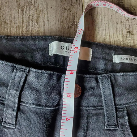 GUESS Los Angeles Power Curvy Mid Jean Size 25 Black NWOT - Picture 11 of 12